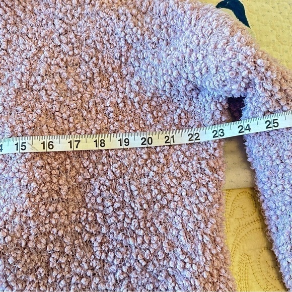 Rose pink cropped turtleneck / cowl neck sweater, nubby teddy fleece super cozy! - Picture 5 of 6